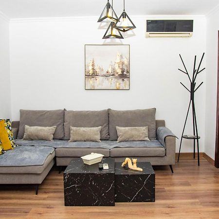 Lucas Central Relaxing House Тирана Экстерьер фото